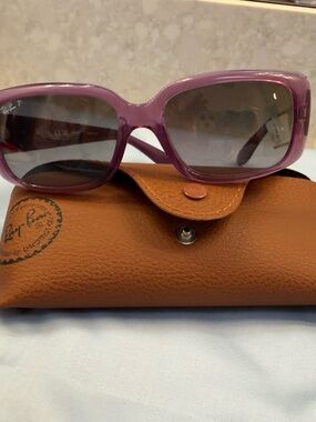 RayBan sunglasses: polarized